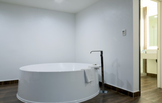 Jetted Tub Suite