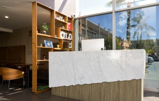 Welcome To Hotel Xilo Glendale - Reception Desk